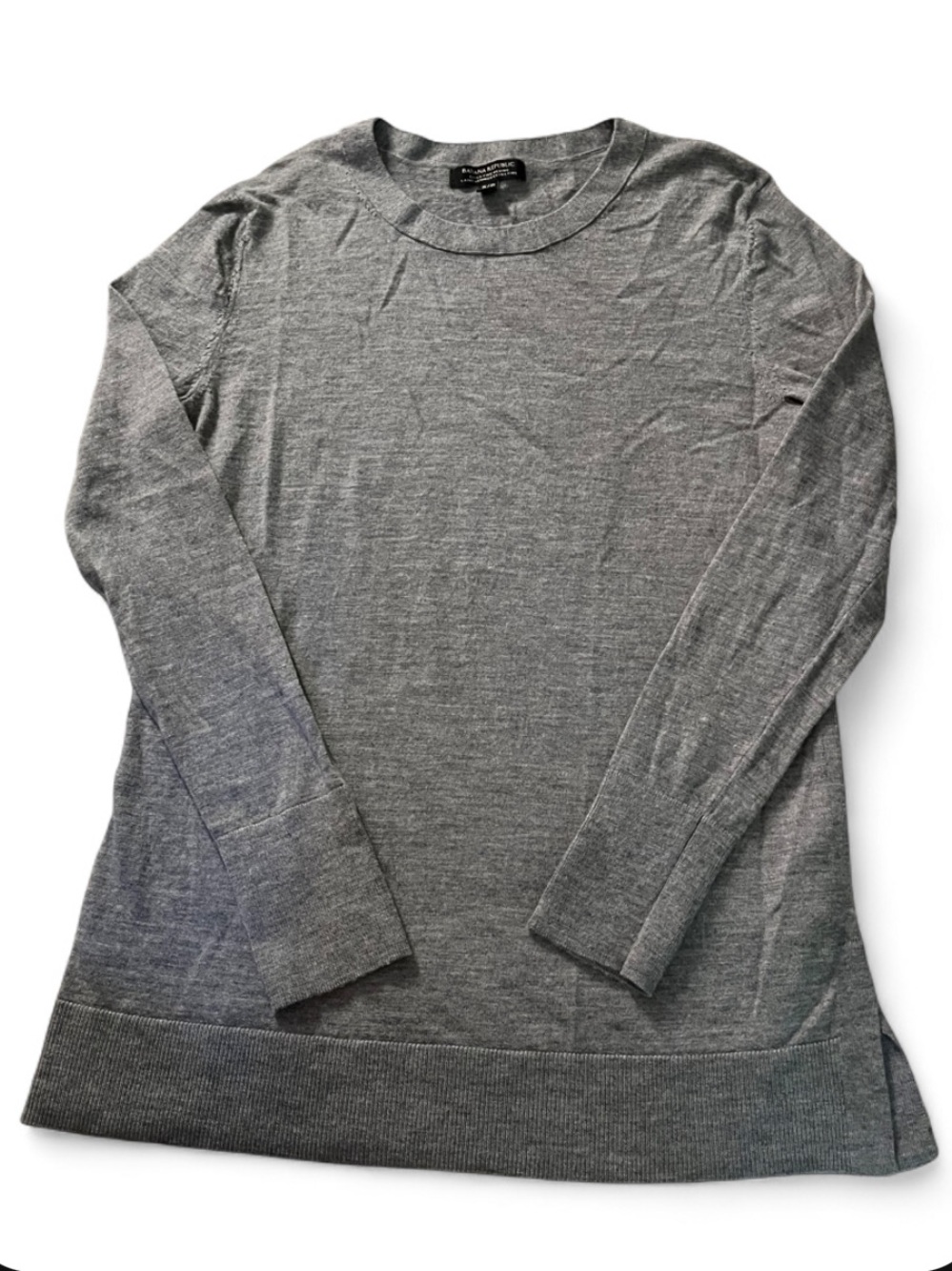 Banana Republic size S 100% merino wool women Light Gray Crewneck Sweater
